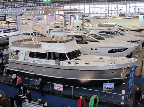 Privateer 49 Flybridge. Выставка катеров Düsseldorf Boat Show 2014