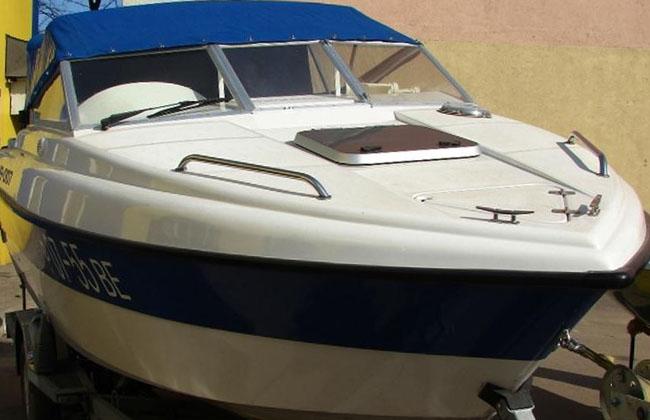 Носовая палуба лодки «Афалина 520»